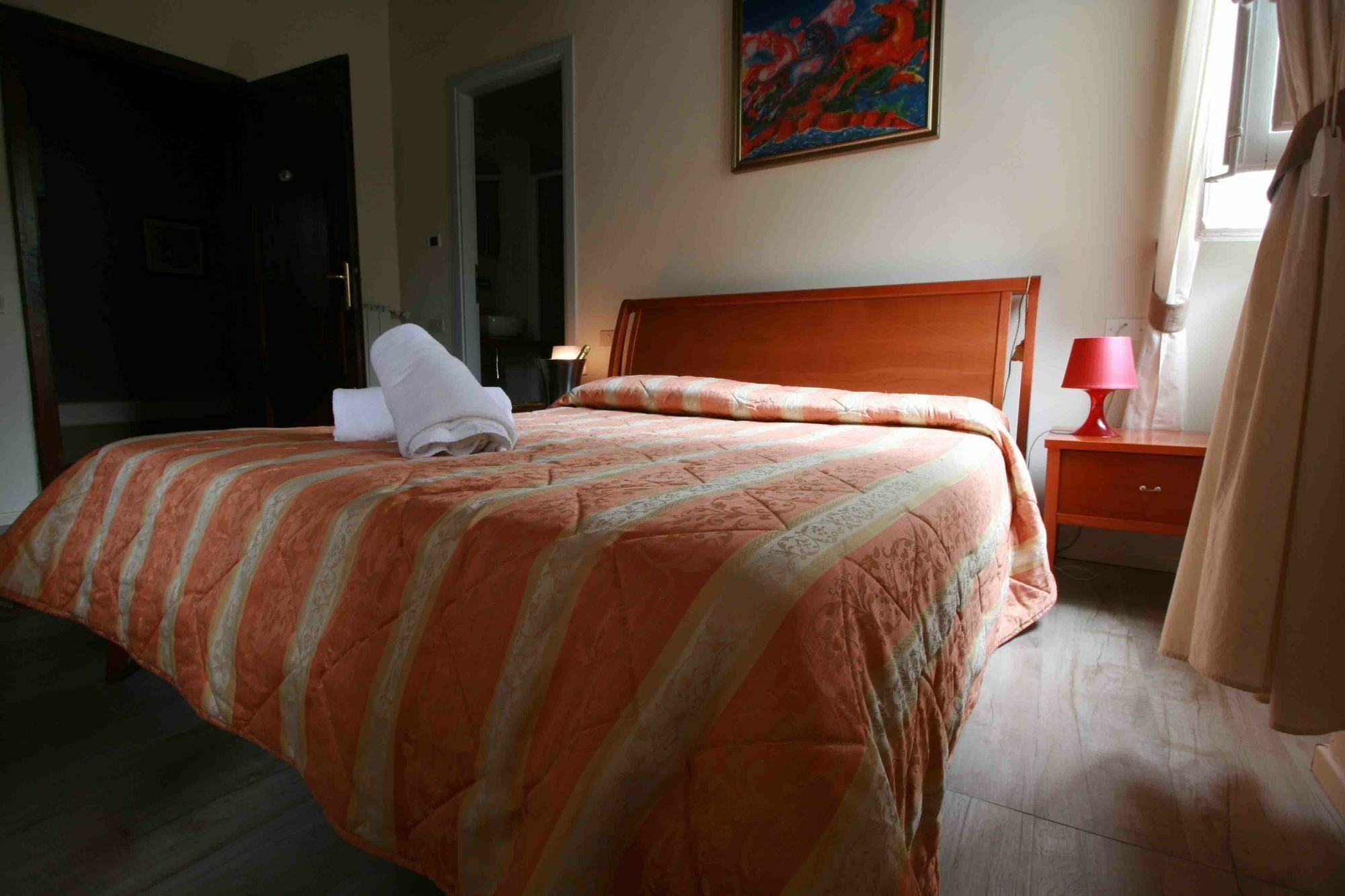 Locanda Del Pesce Briaco, B&B Lucques Extérieur photo